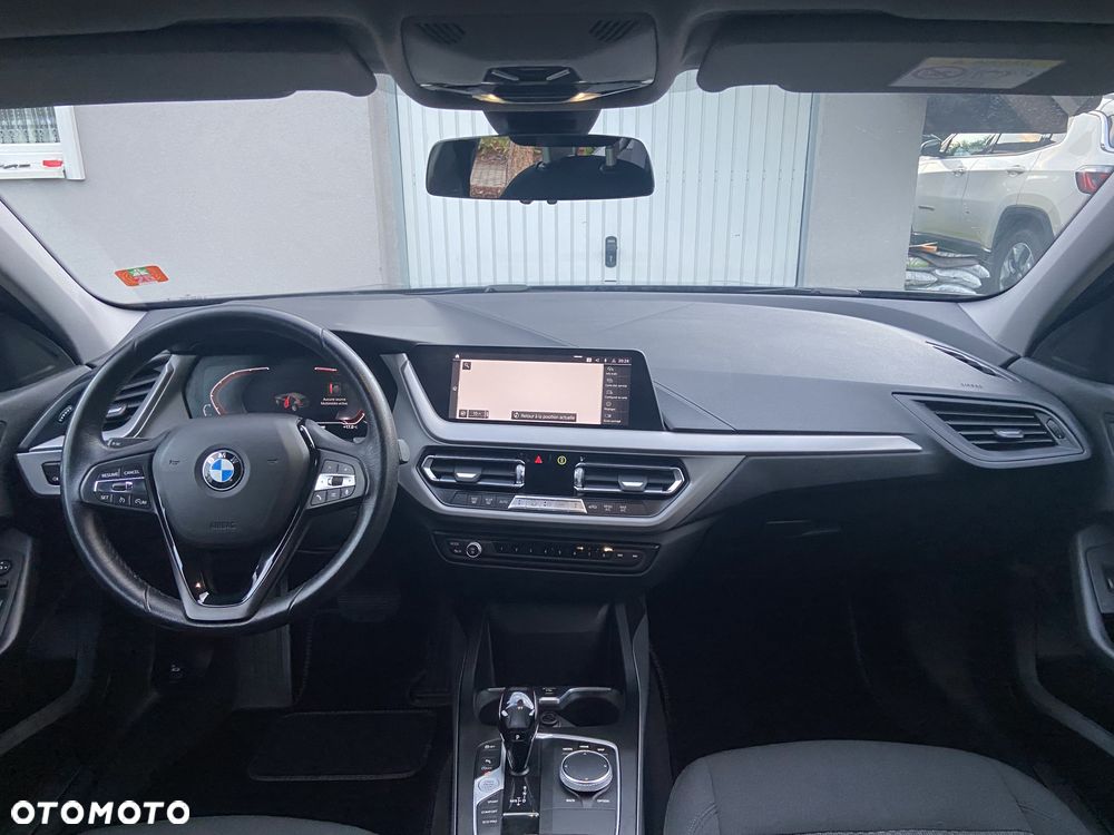 BMW Seria 1 118d Sport Line Shadow - 12