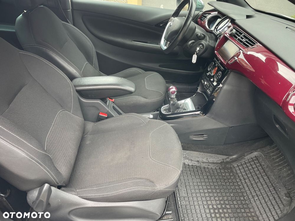 Citroën DS3 1.6 e-HDi SoChic - 8