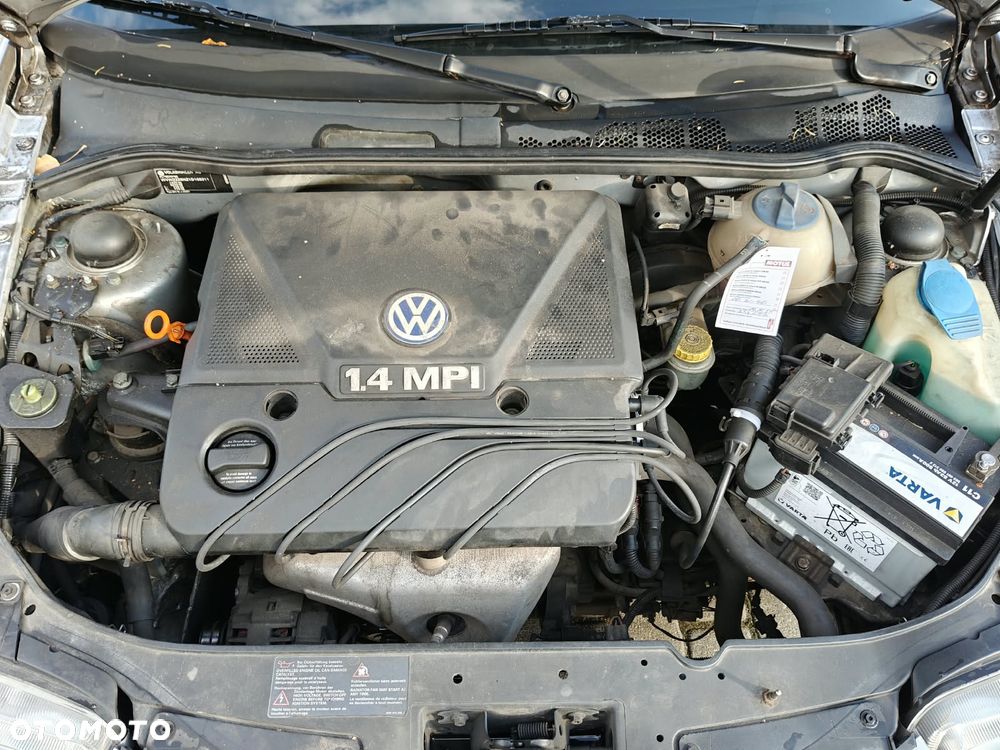Volkswagen Polo 1.4 Comfortline - 27