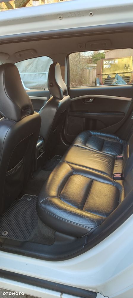 Volvo V70 D3 Geartronic Momentum - 6