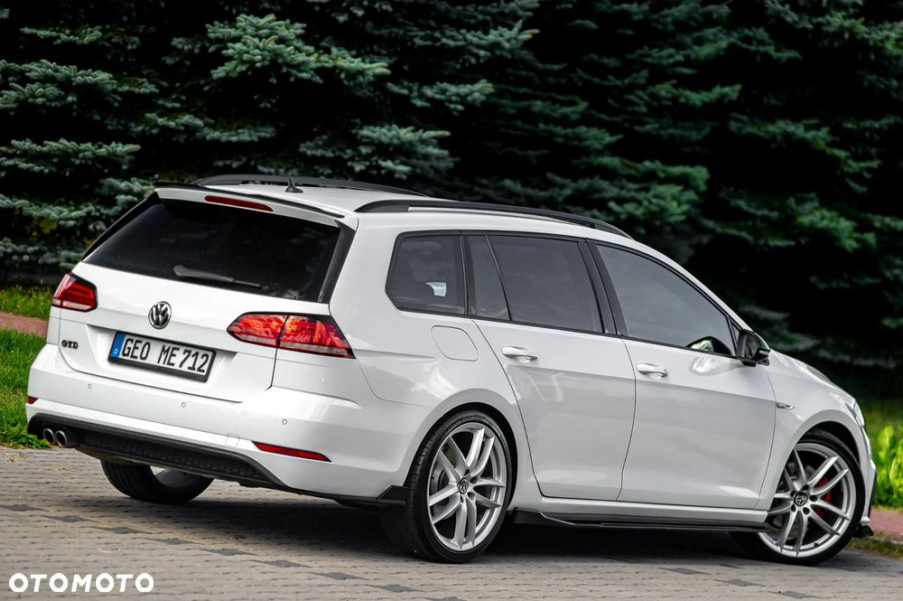 Volkswagen Golf GTD 2.0 TDI SCR DSG - 14