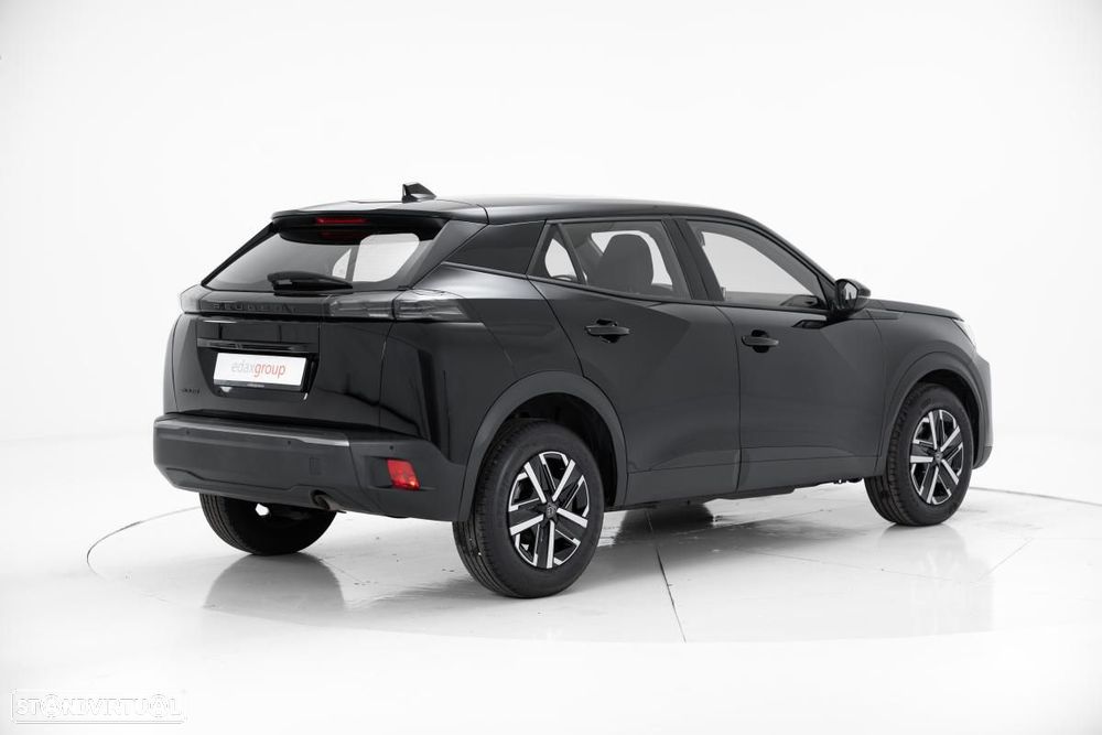 Peugeot 2008 1.2 PureTech Active — fotografia 3