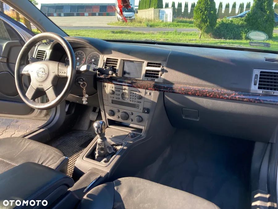 Opel Signum 2.0 T - 18
