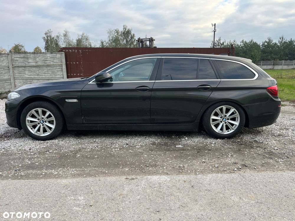 BMW Seria 5 530d xDrive - 2