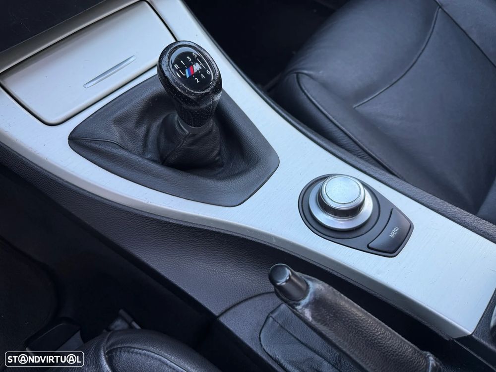 BMW 320 d Touring - 20