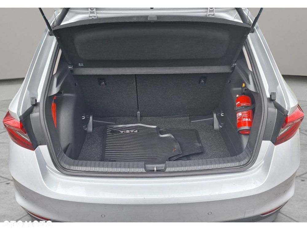 Skoda Fabia 1.0 Ambition - 8