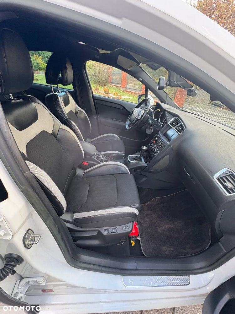 Citroën DS4 1.6 THP SoChic - 8