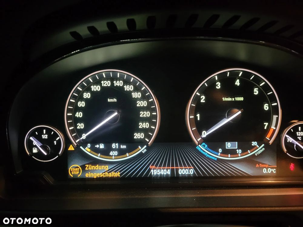 BMW Seria 5 528i - 10