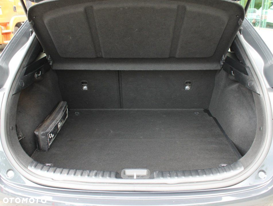 Kia XCeed - 27