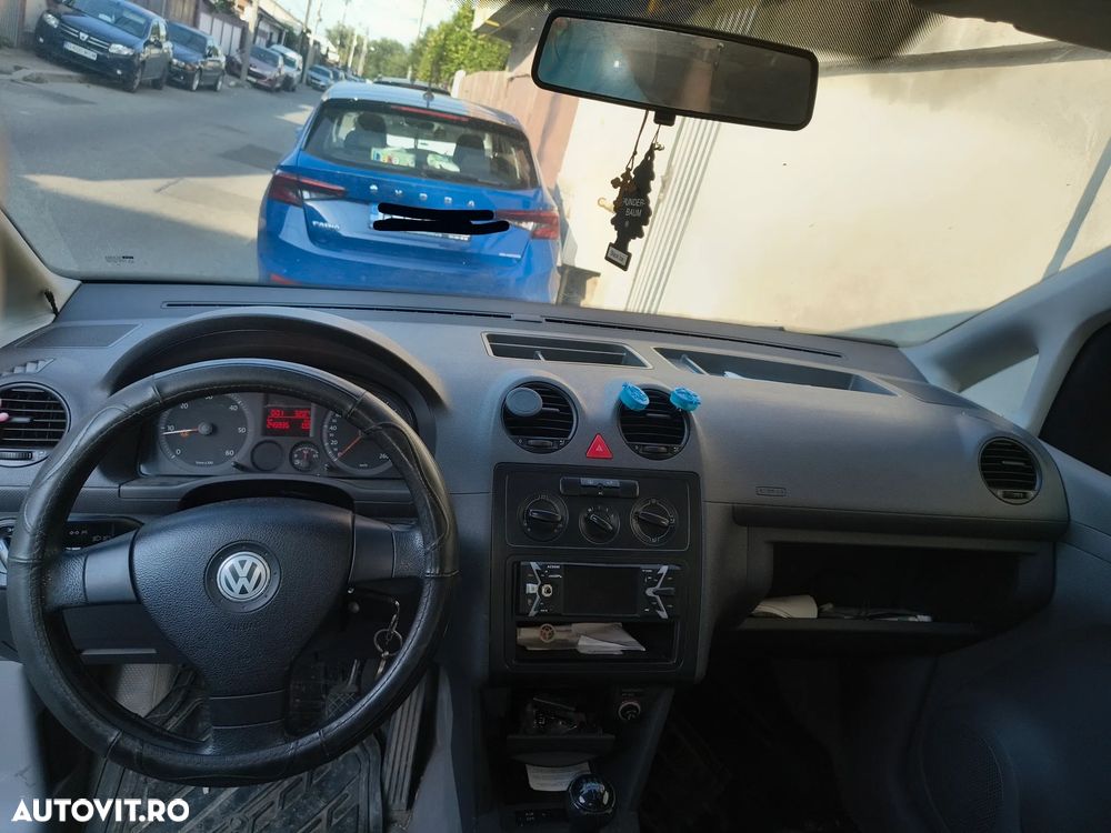 Volkswagen Caddy - 11