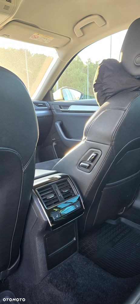Skoda Superb 2.0 TSI Style DSG - 16