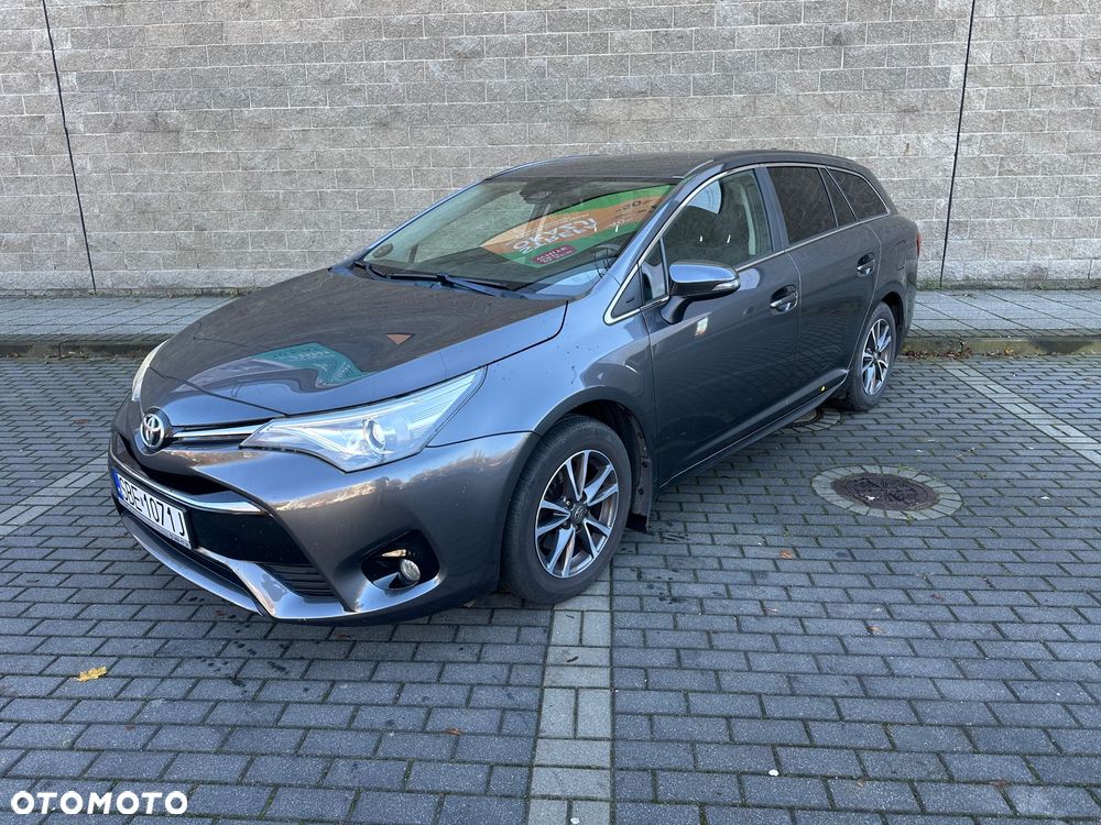 Toyota Avensis 1.8 Selection - 3