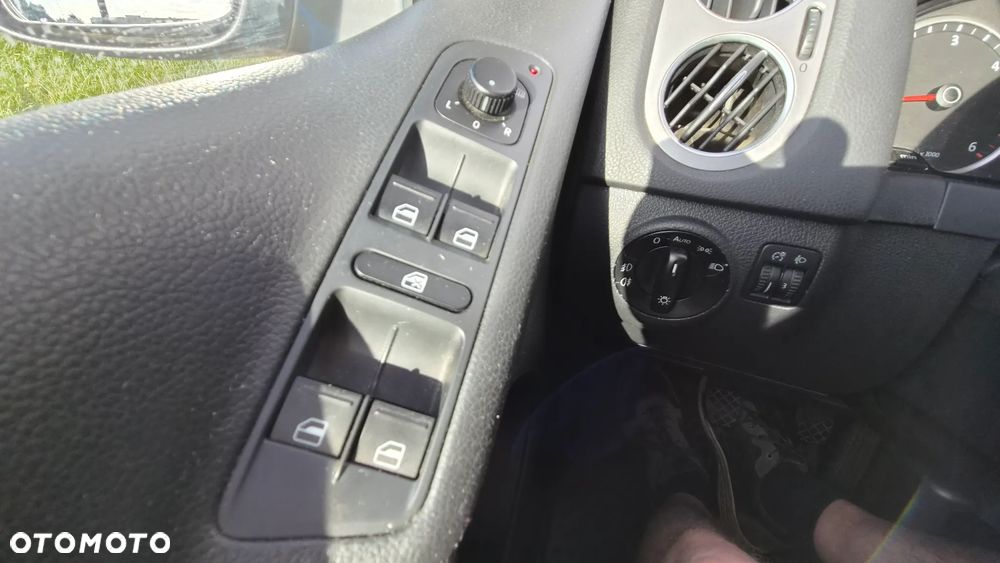 Volkswagen Tiguan 2.0 TDI 4Mot Track&Field - 6