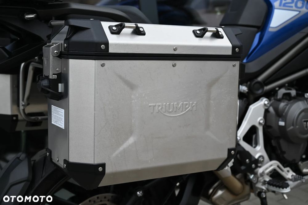 Triumph Tiger - 38