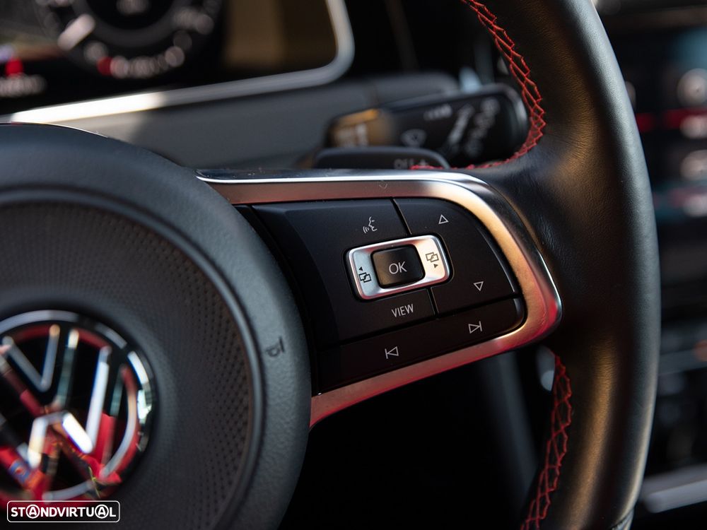 VW Golf 2.0 TSI GTI DSG Performance - 17