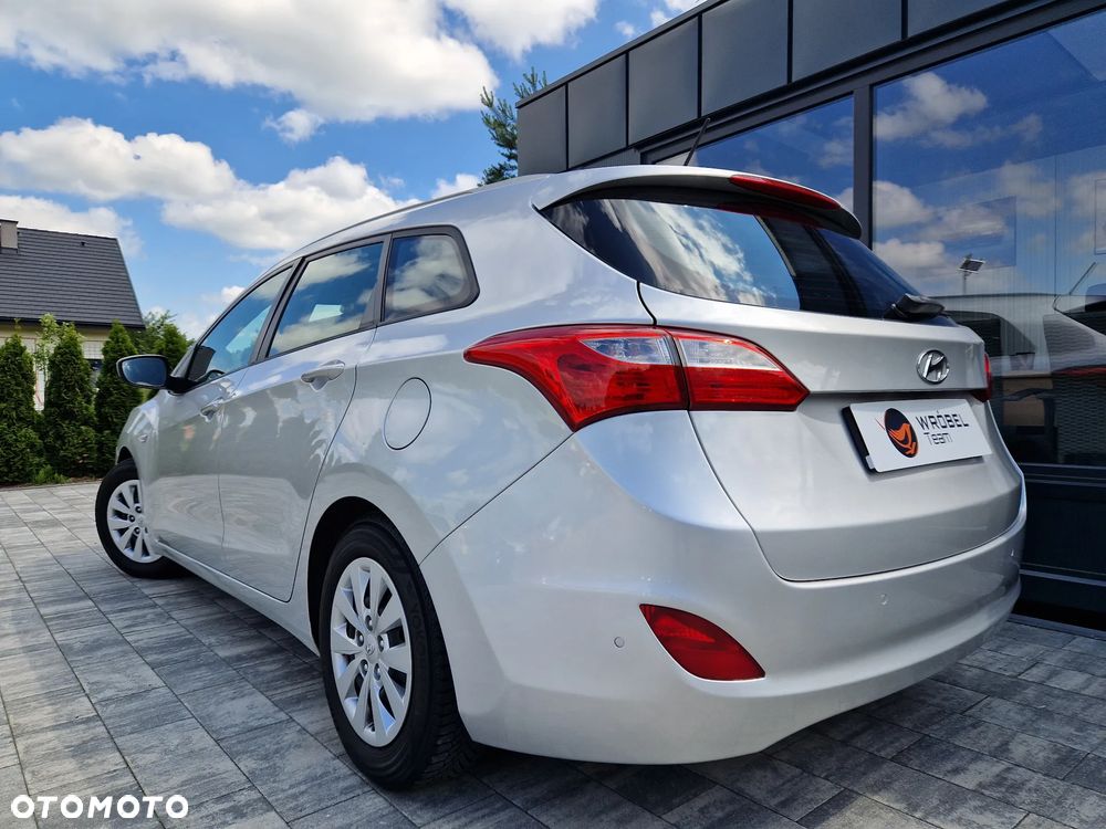 Hyundai i30 1.4 CRDi Comfort - 3