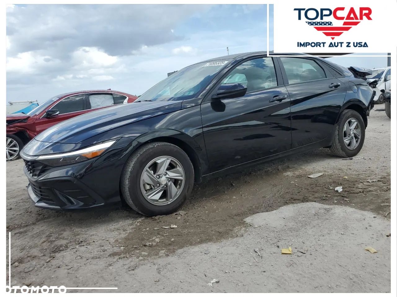 Hyundai Elantra - 1