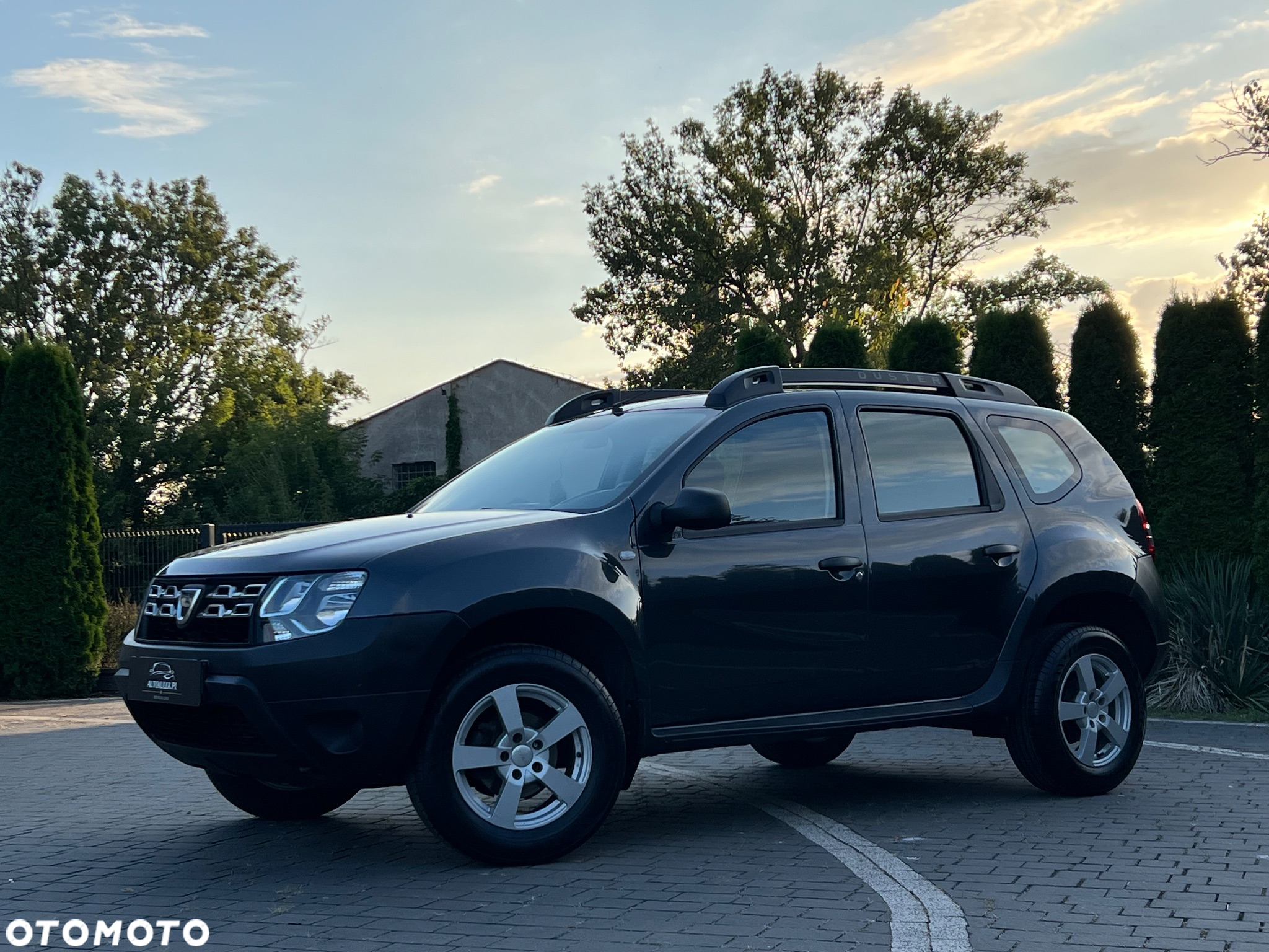 Dacia Duster 1.6 SCe Ambiance S&S - 8