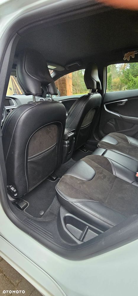 Volvo V40 D2 RDesign - 13