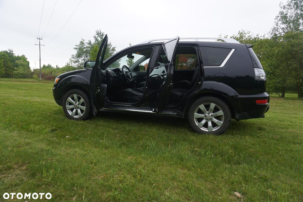 Mitsubishi Outlander 2.0 Intense 2WD - 3