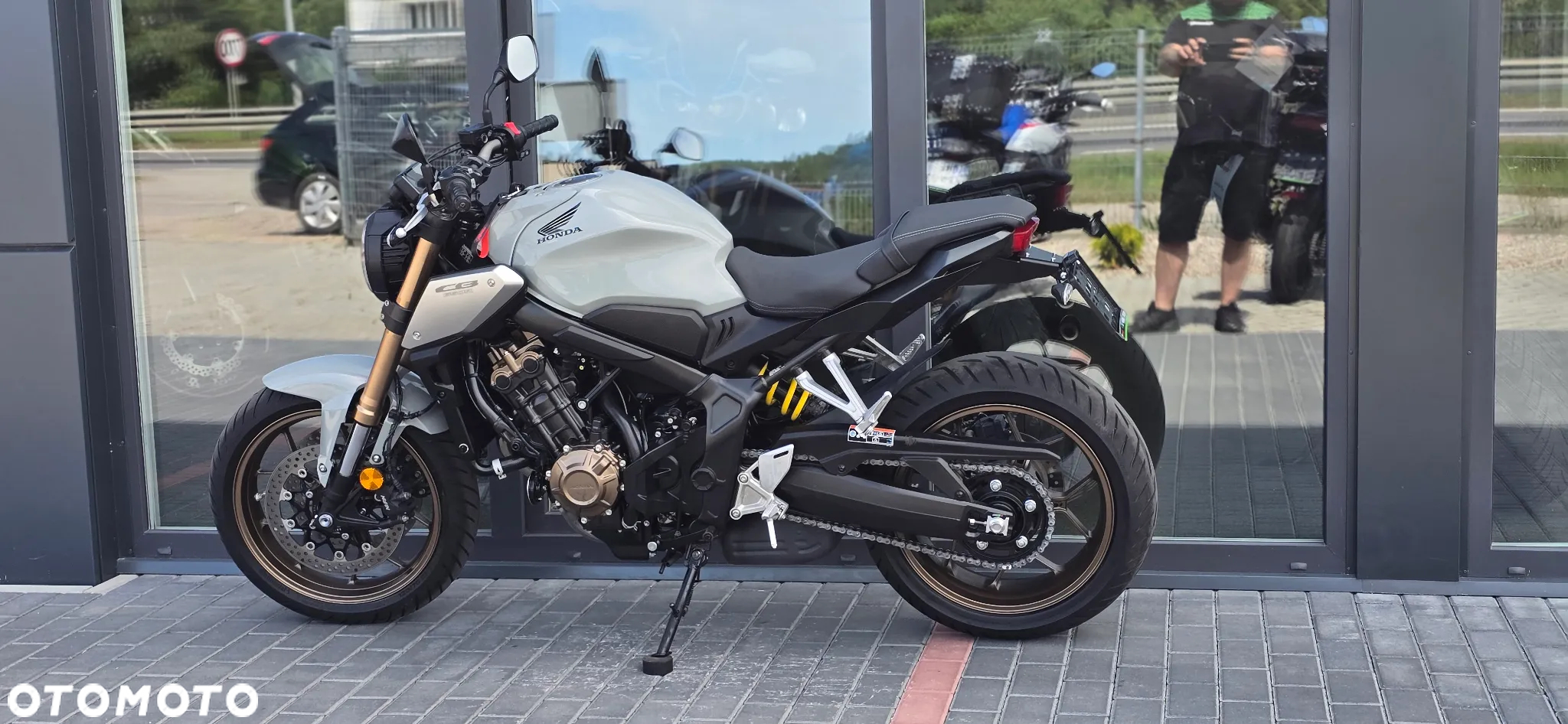 Honda CB - 21