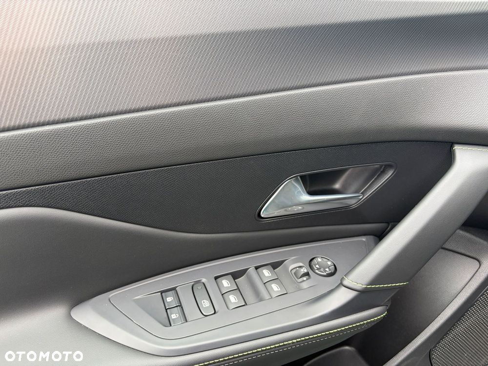 Peugeot 308 - 10