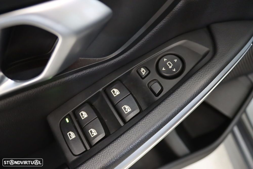 BMW 318 d Line Sport Auto - 16