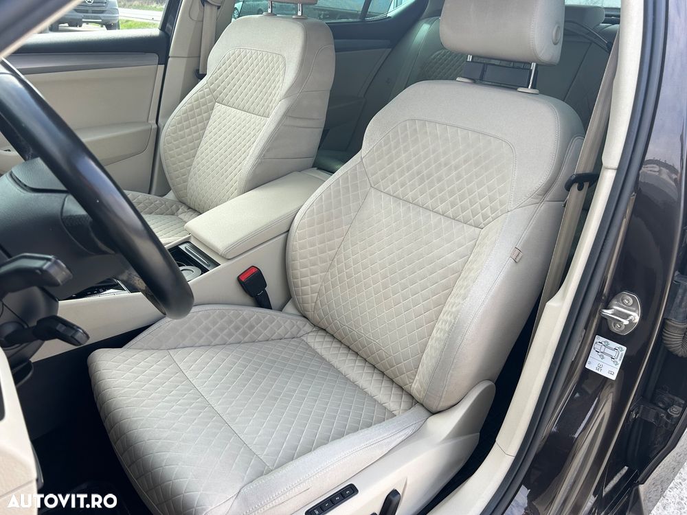 Skoda Superb 2.0 TDI 4X4 DSG Sportline - 26