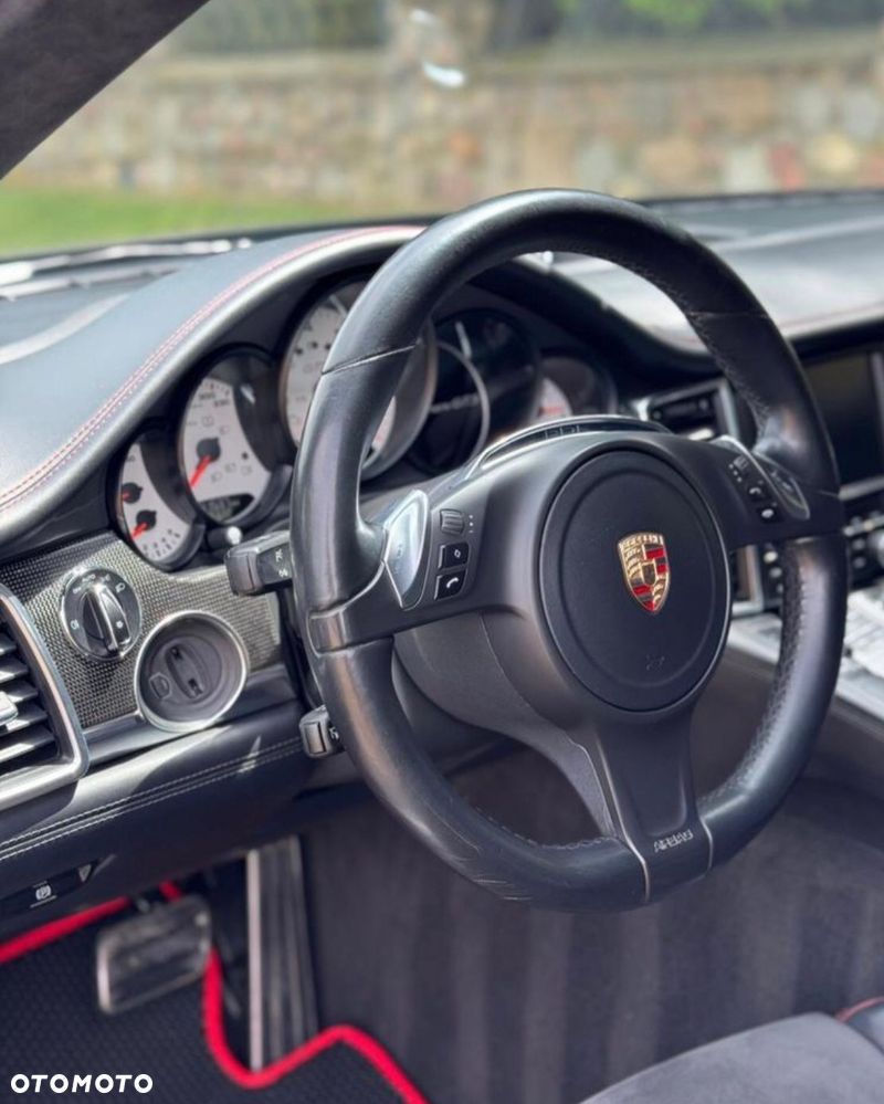 Porsche Panamera - 8