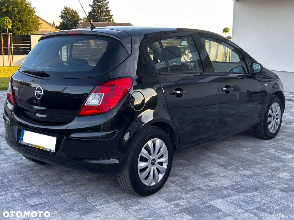 Opel Corsa - 3