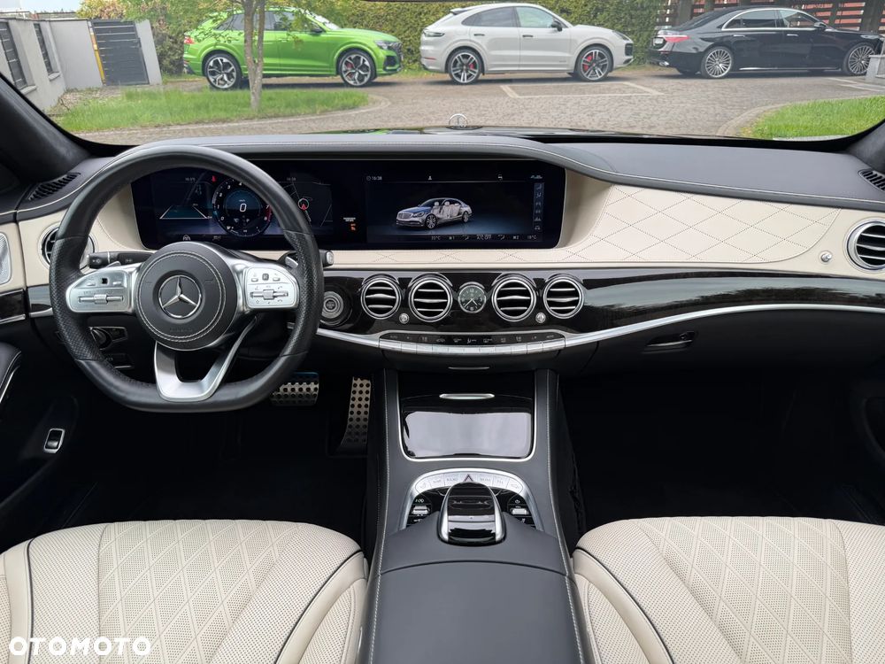 Mercedes-Benz Klasa S 560 4-Matic L 9G-TRONIC - 33