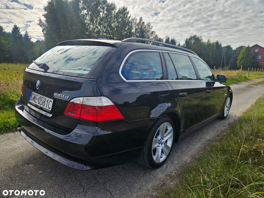 BMW Seria 5 520d - 2