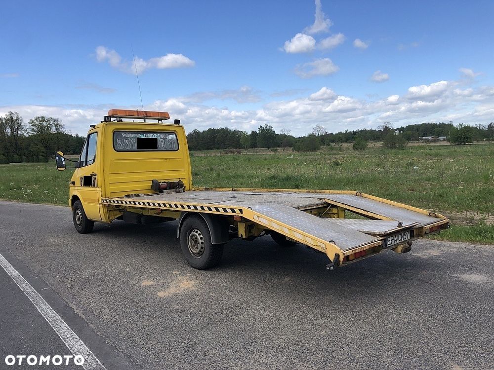 Mercedes-Benz Sprinter - 5