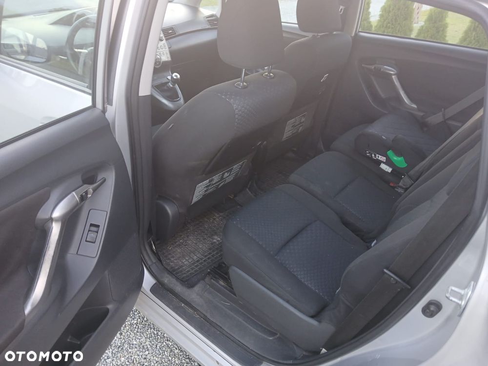 Toyota Verso 2.0 D-4D Premium 7os - 8