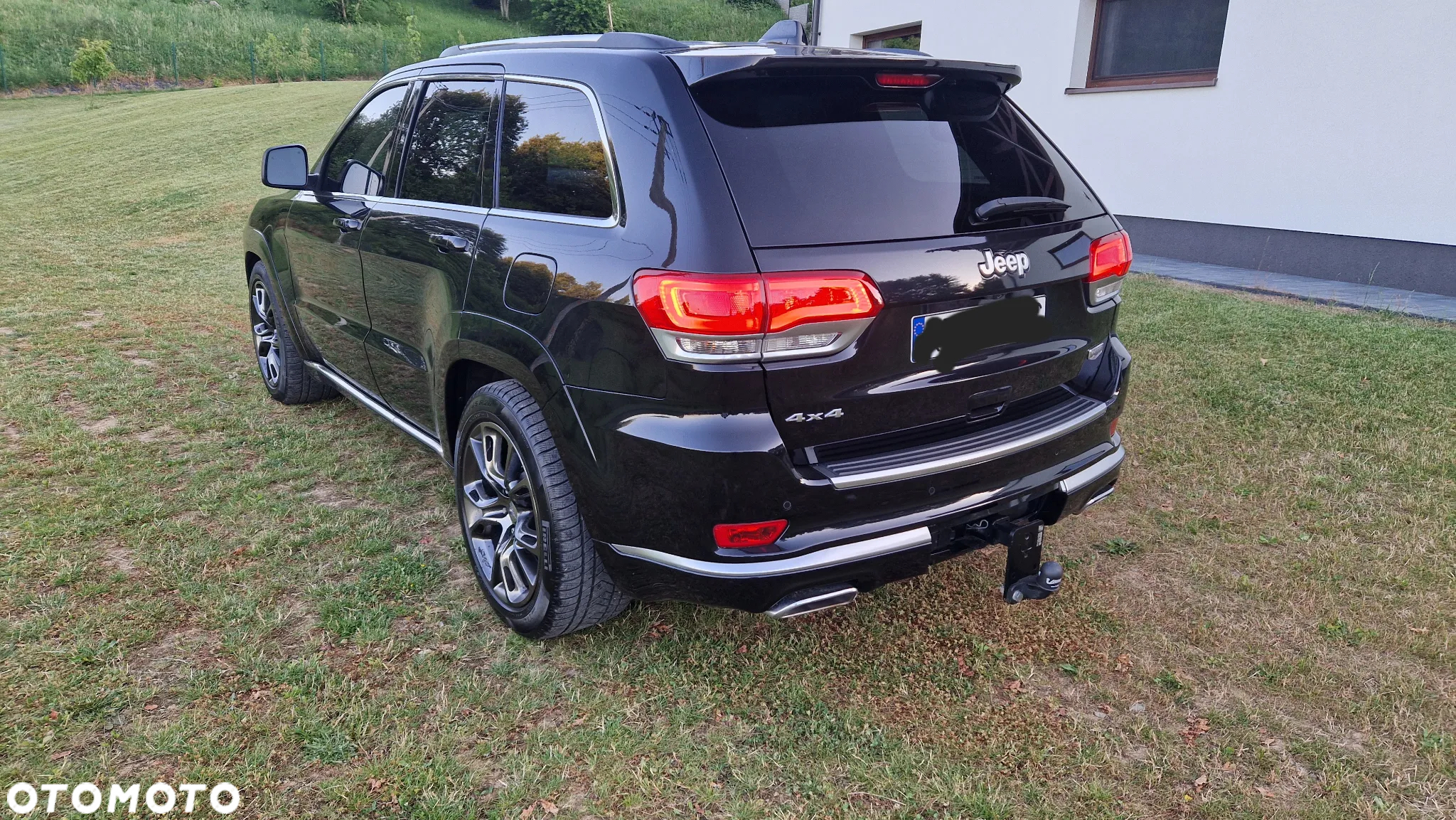 Jeep Grand Cherokee 5.7 V8 HEMI Summit - 2