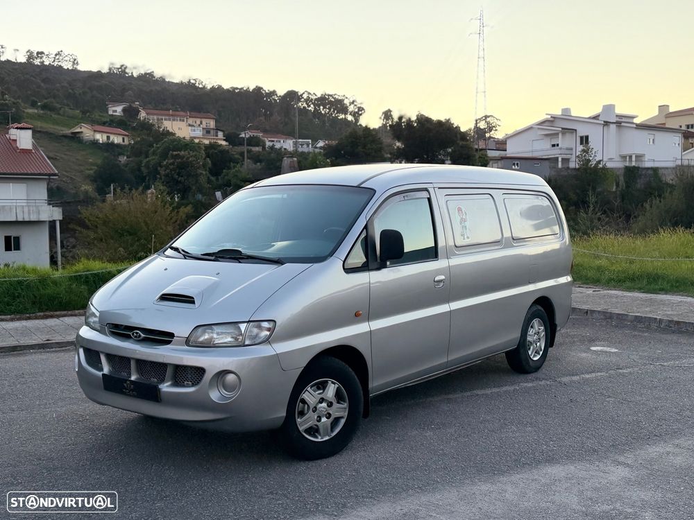 Hyundai H1 2.5 3 Lug - 4