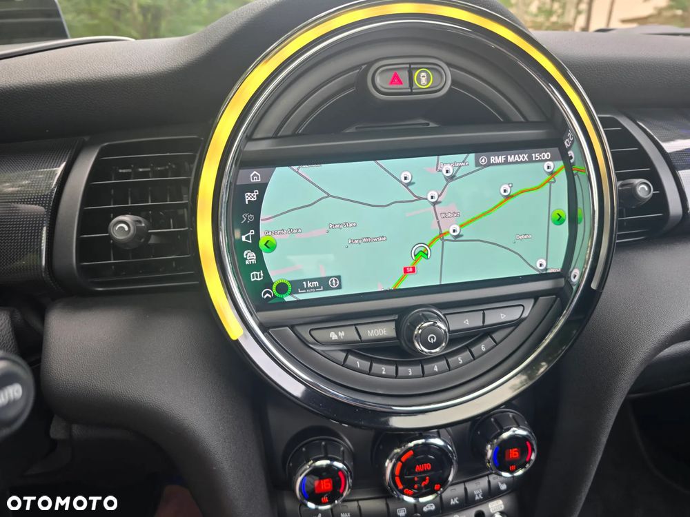 MINI Cooper SE Yours Trim - 30