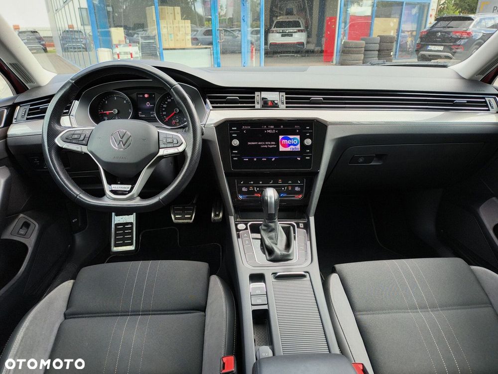 Volkswagen Passat - 15