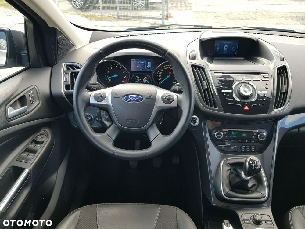 Ford Kuga 1.6 EcoBoost 2x4 Titanium - 13