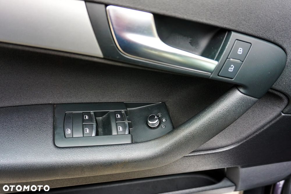 Audi A3 Sportback 1.6 Ambition - 25