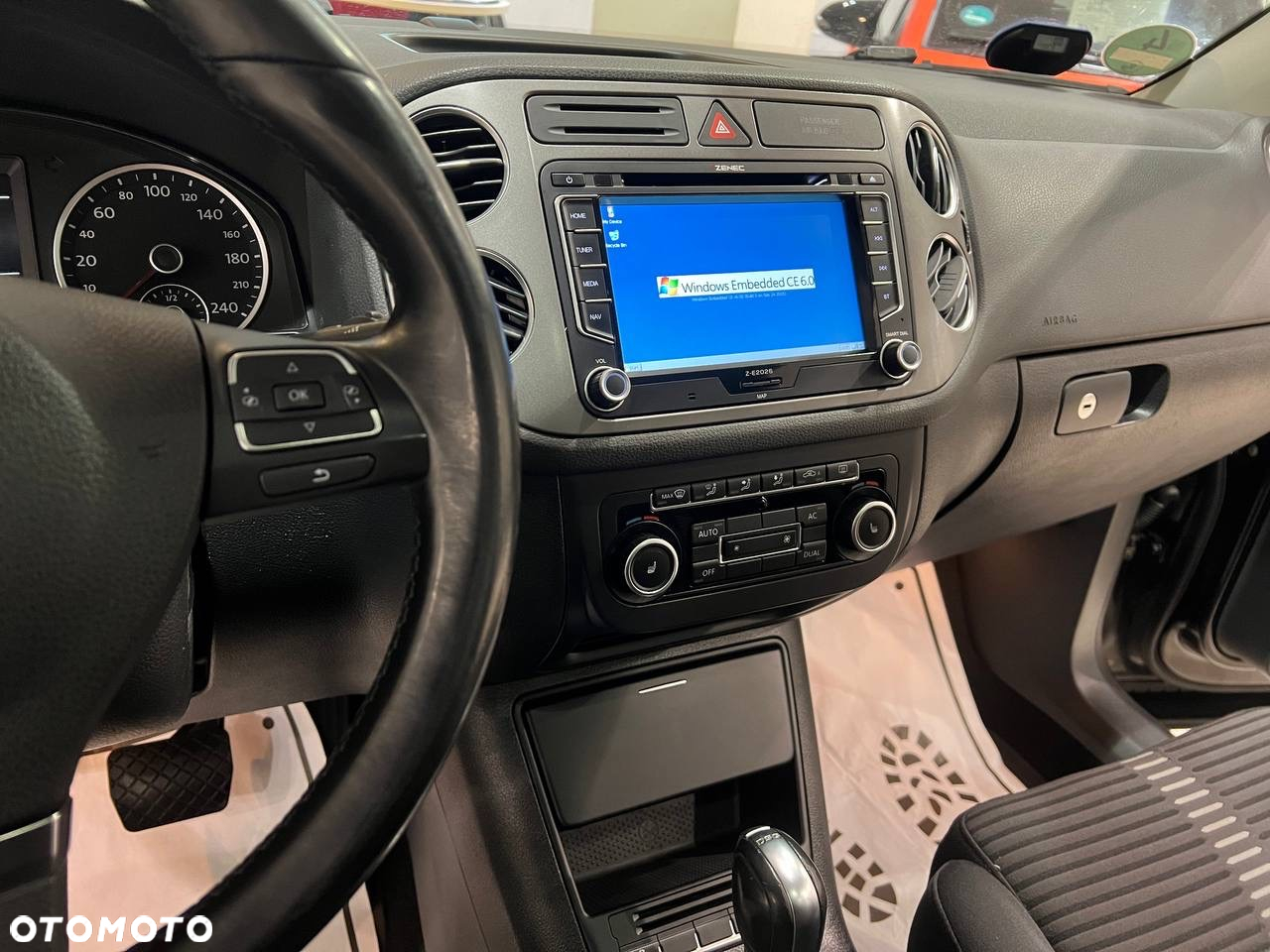 Volkswagen Tiguan 2.0 TSI 4Mot Sport DSG - 25