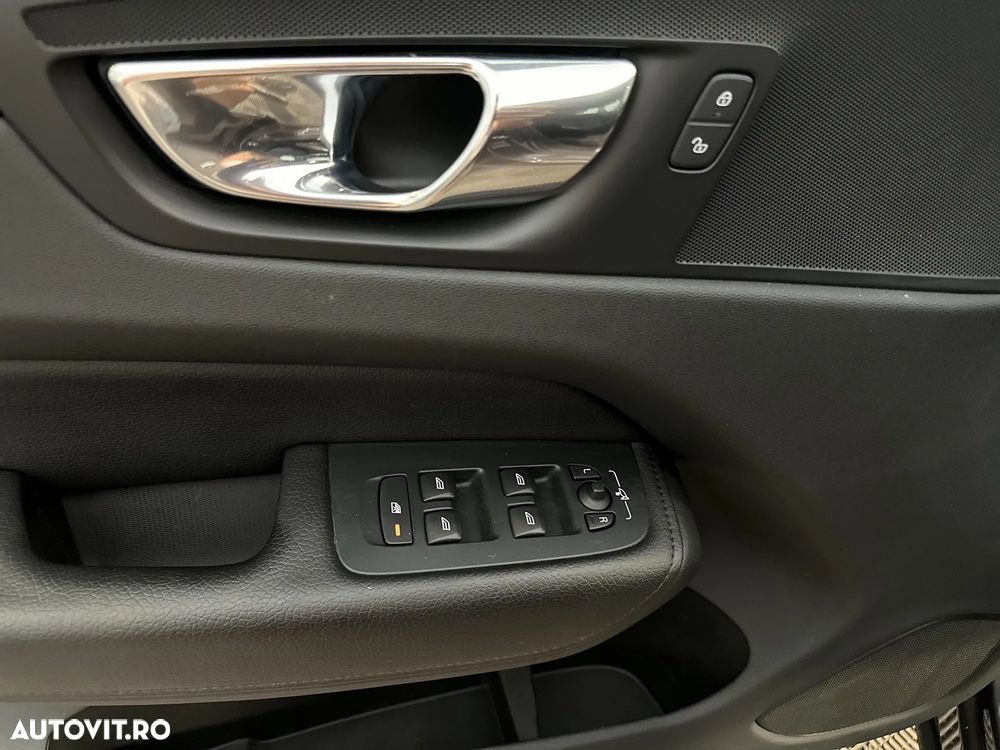 Volvo XC 60 Recharge T6 Twin Engine eAWD Inscription Expression - 14