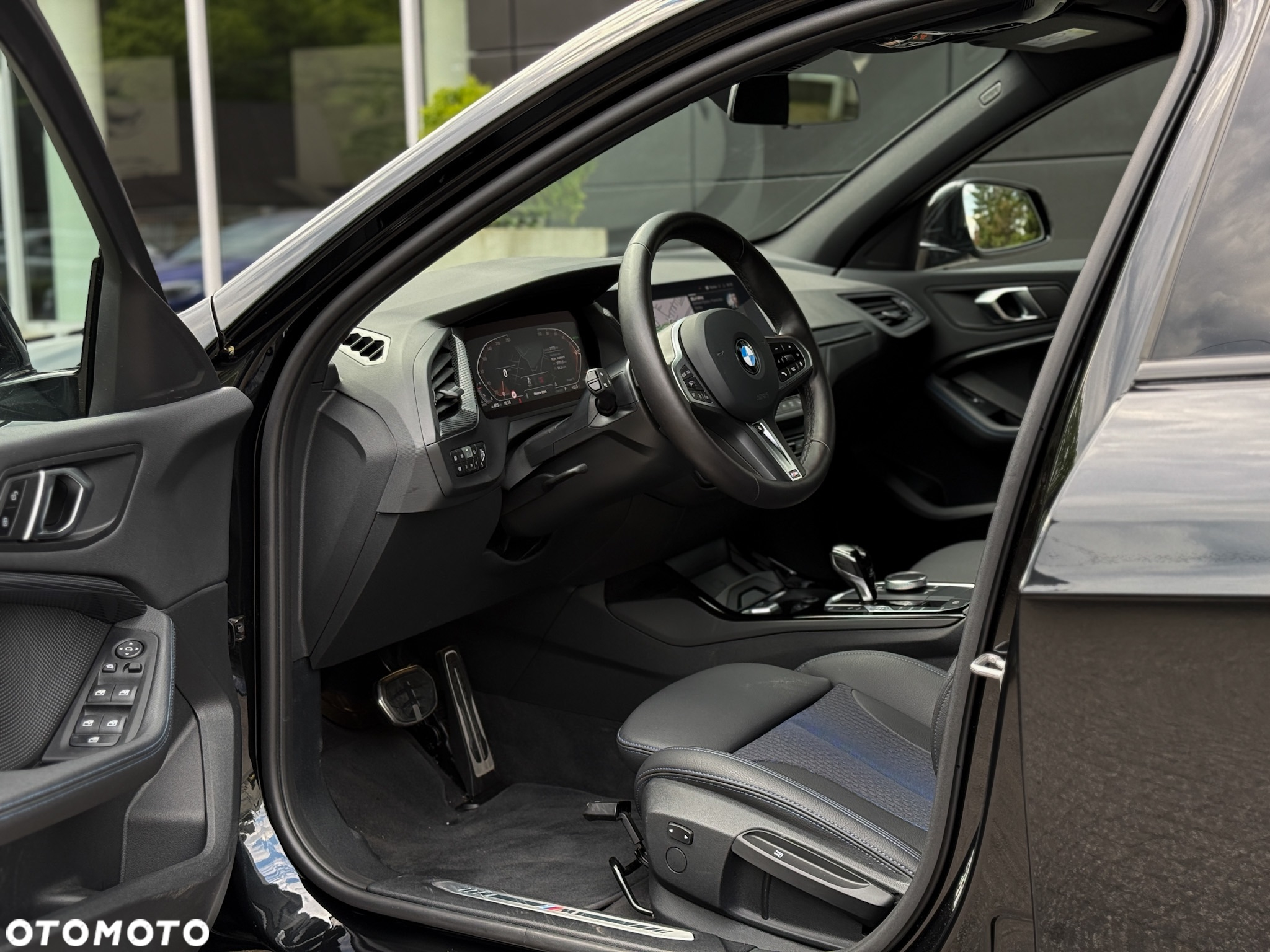 BMW Seria 1 120d xDrive M Sport sport - 9