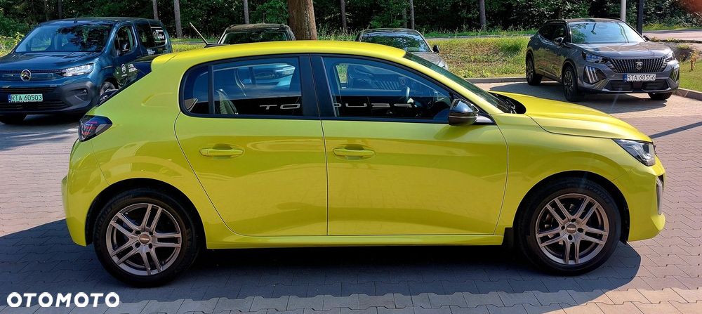 Peugeot 208 - 7