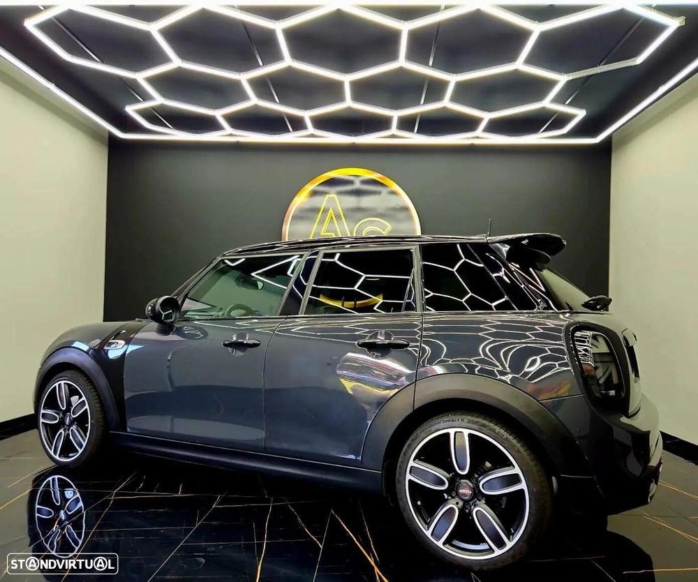 MINI 5 Portas Cooper S Aut. - 13