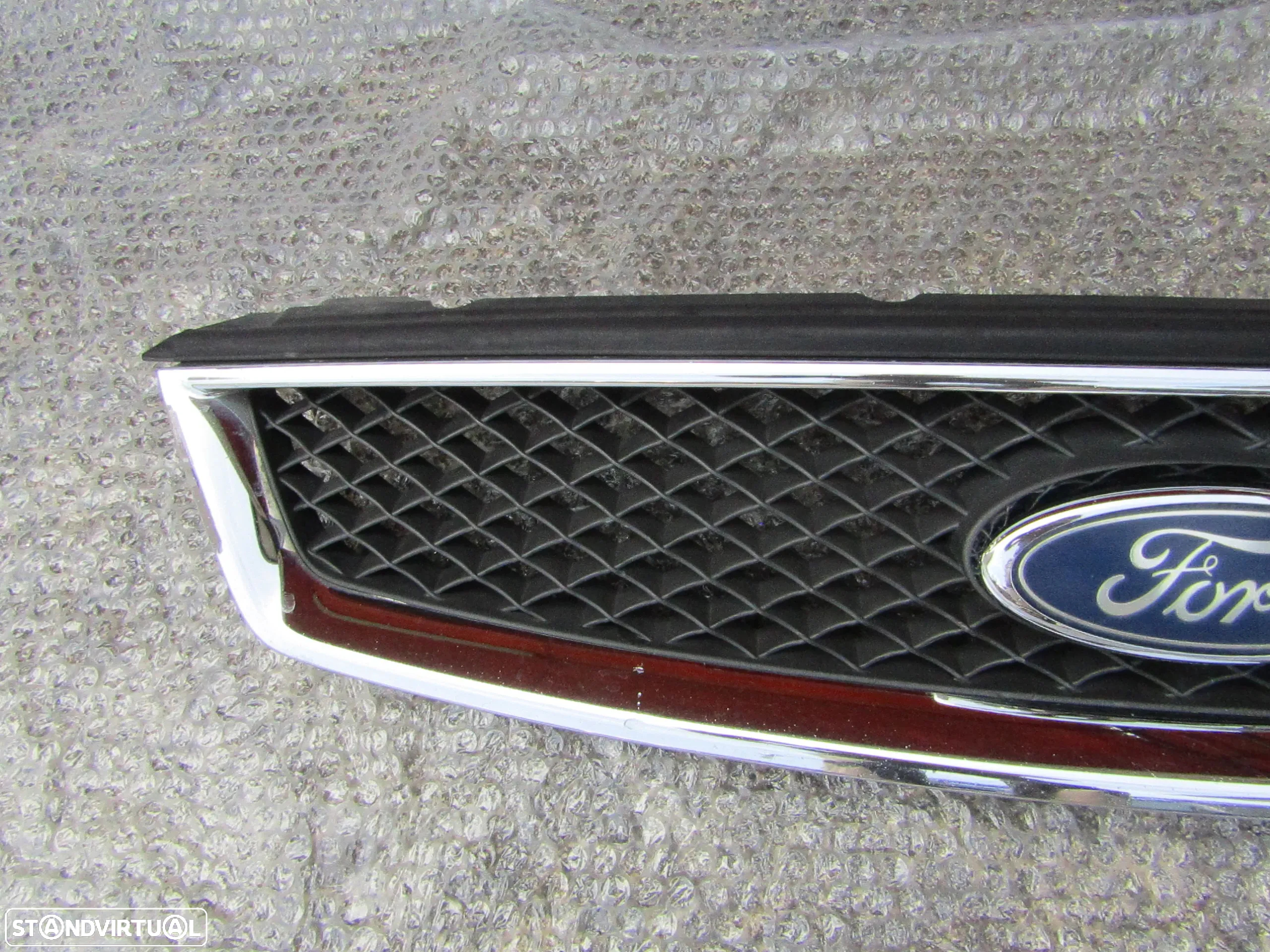 Grelha Ford Focus ano 2005 original - 2