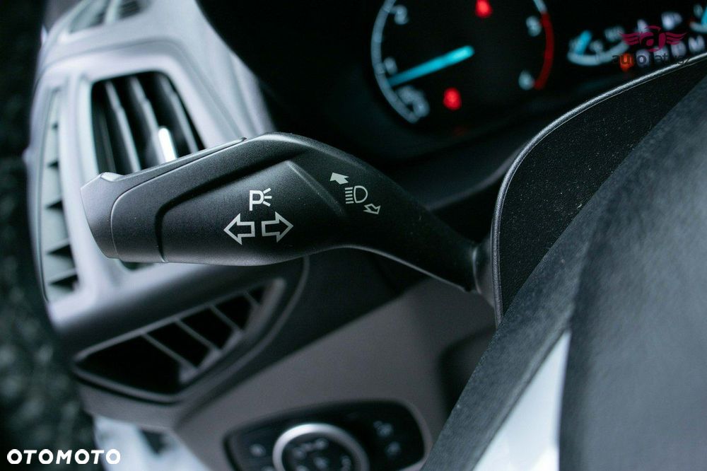 Ford Transit Connect - 13