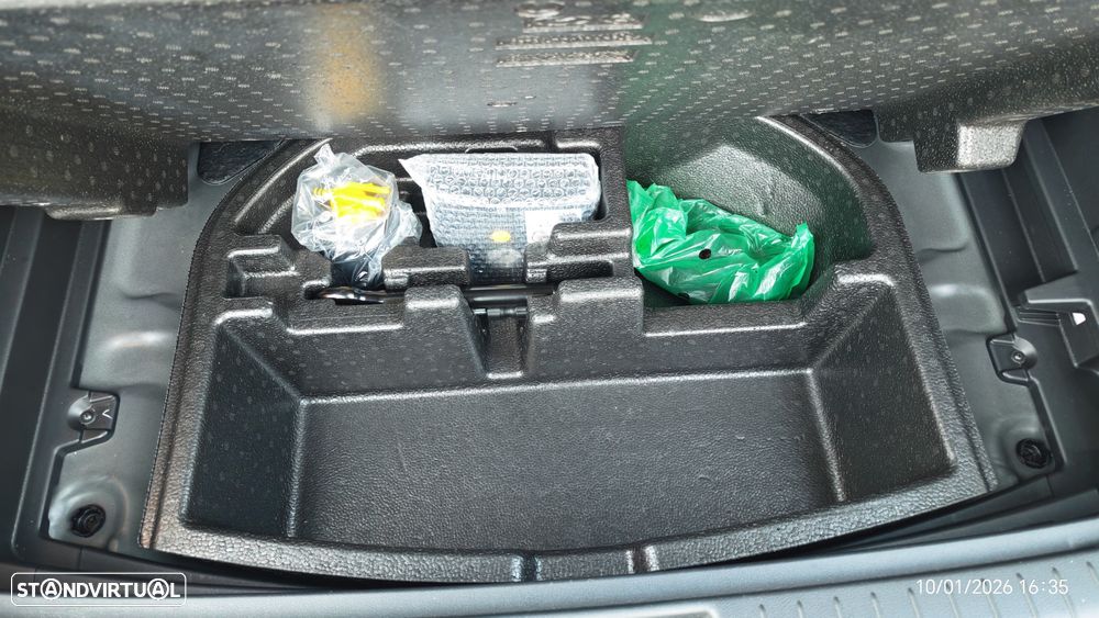 Hyundai Kauai 64 kWh Premium+P.Premium - 31