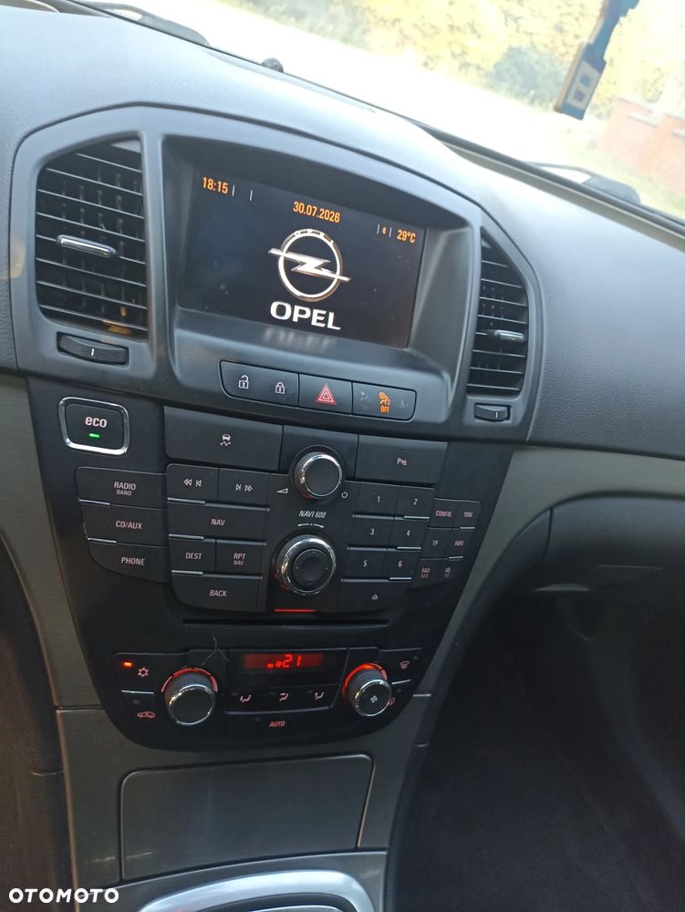 Opel Insignia - 10