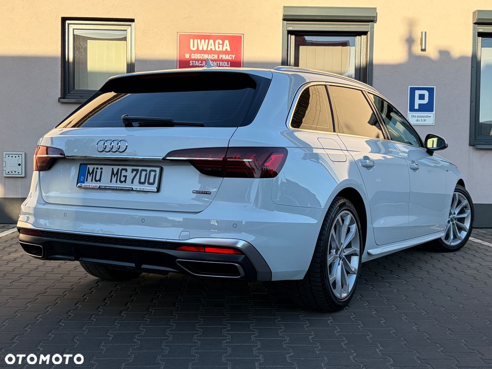 Audi A4 Avant 40 TDI quattro S tronic S line - 29